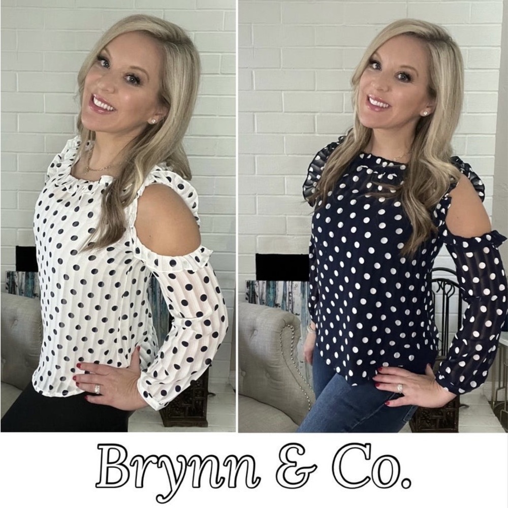 Juniors Size Open Shoulder Top
